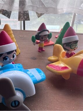 Holiday Elf Toy Festive advent replacement pieces 24 pieces